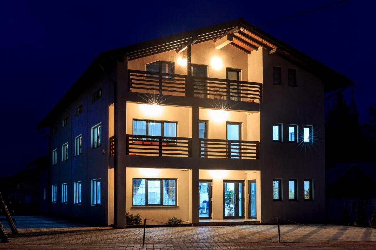 Enigma Bucovinei Hotel Vicovu de Jos Exterior foto