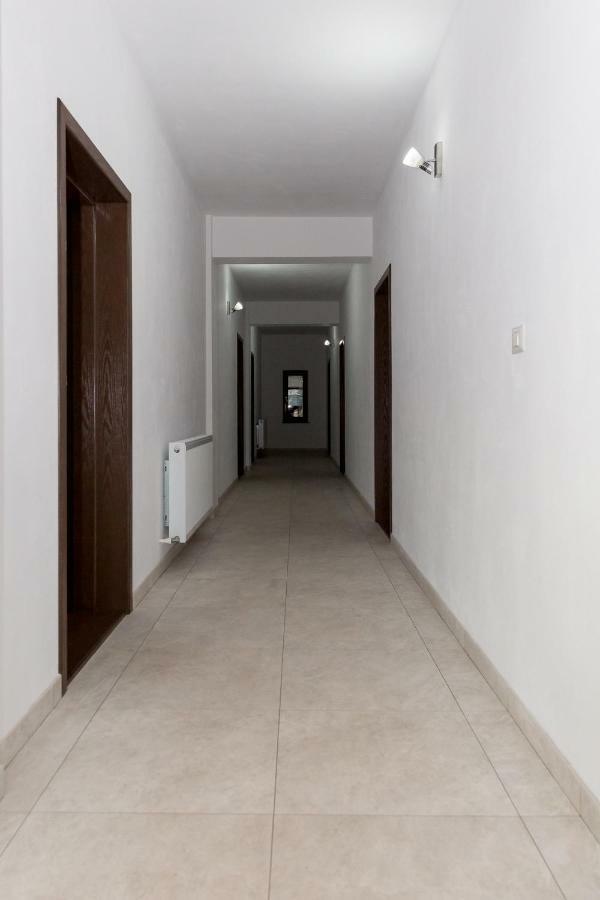 Enigma Bucovinei Hotel Vicovu de Jos Exterior foto